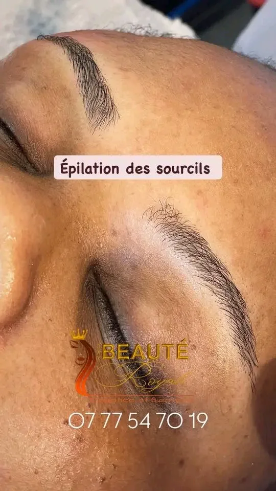 Épilation des sourcils