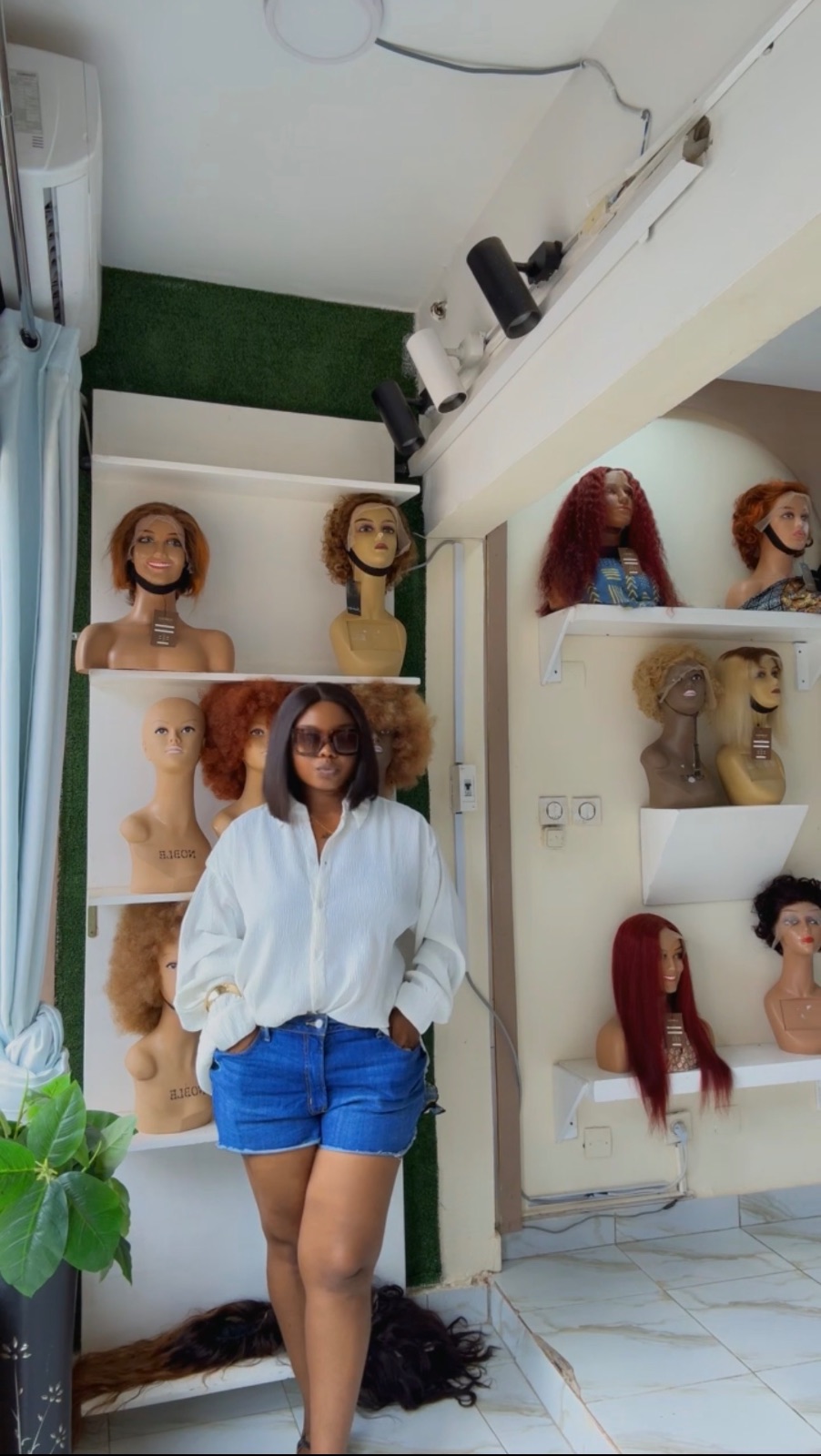 Coiffure dame ( pose perruque, rajout)