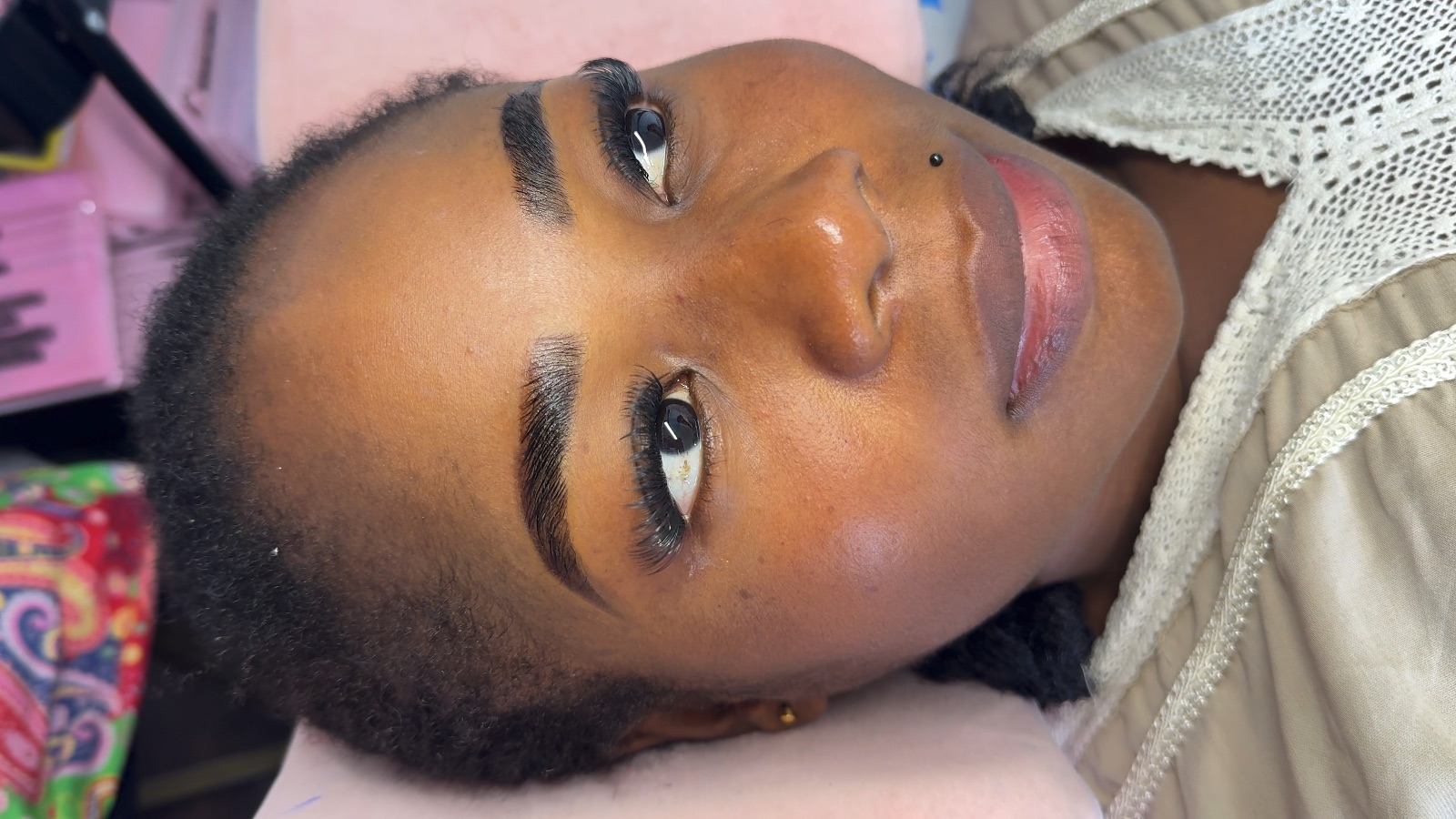 Brow lamination & teint