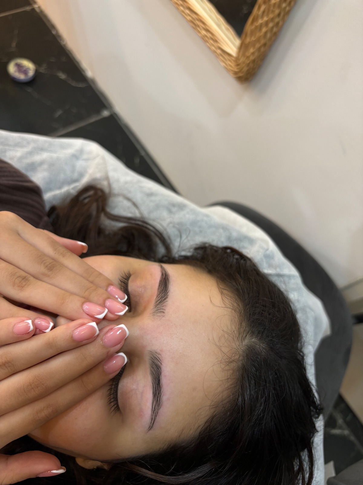 Épilation des sourcils