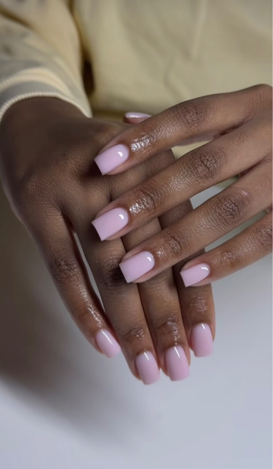 Ongle pose permanent sans dessin