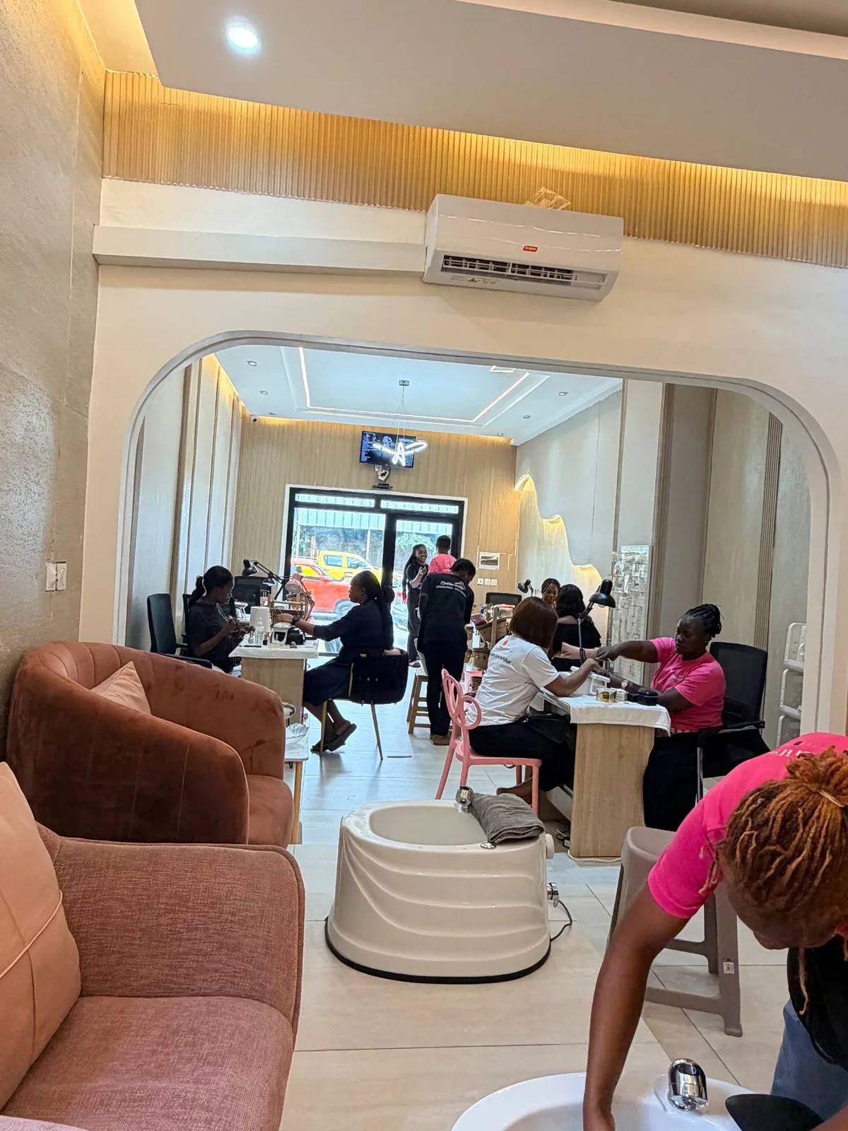 Le salon SEVENnails mpouto, photo 2