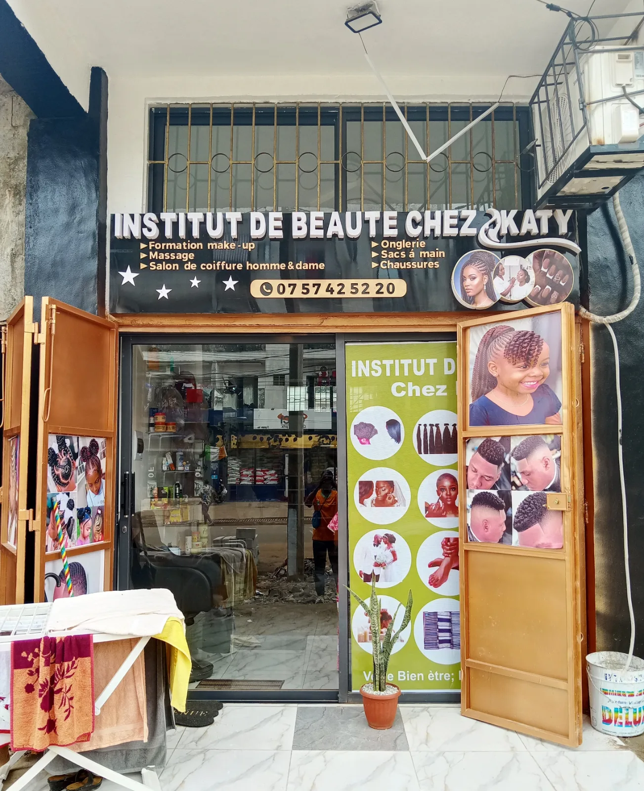 Logo de INSTITUT DE BEAUTÉ CHEZ KATHY