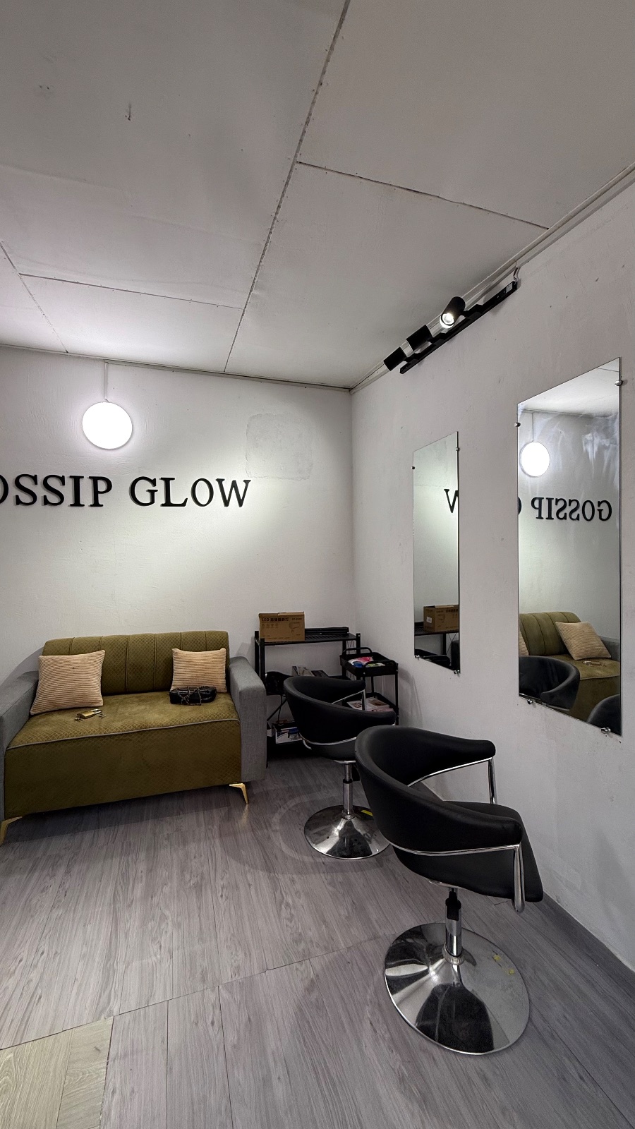 Le salon Gossip glow✨, photo 2