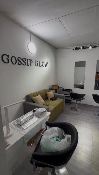 Le salon Gossip glow✨