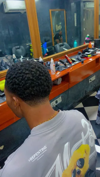 Le salon MIMY BARBER